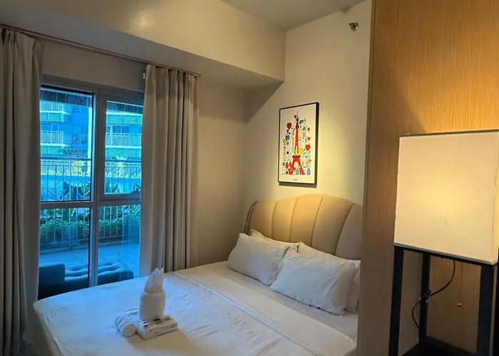 Luxury Modern Seaview 2br With Massage Chair, 1min To Okada Casino 5mins To Airsports Moa Solaire With 2 Infinity Pool And Gym *