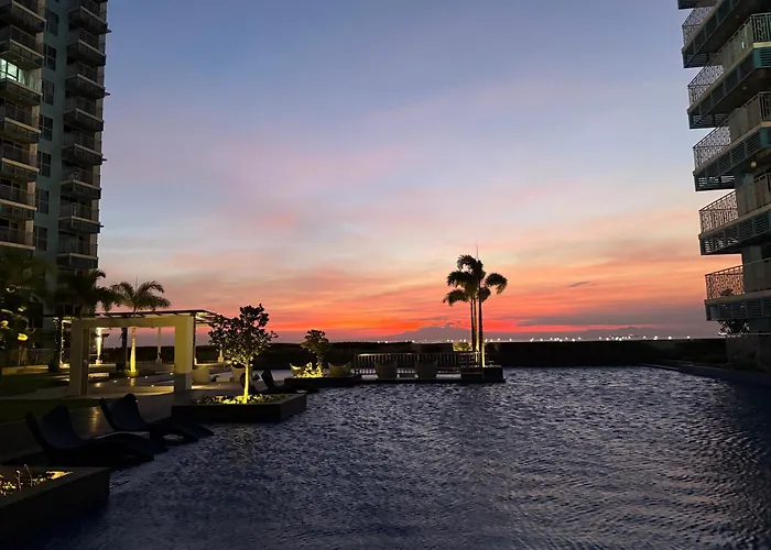 公寓 Luxury Modern Seaview 2br With Massage Chair, 1min To Okada Casino 5mins To Airsports Moa Solaire With 2 Infinity Pool And Gym 马尼拉